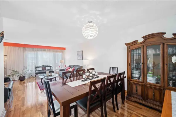 Mississauga, ON L5L 1T4,2797 Windjammer RD