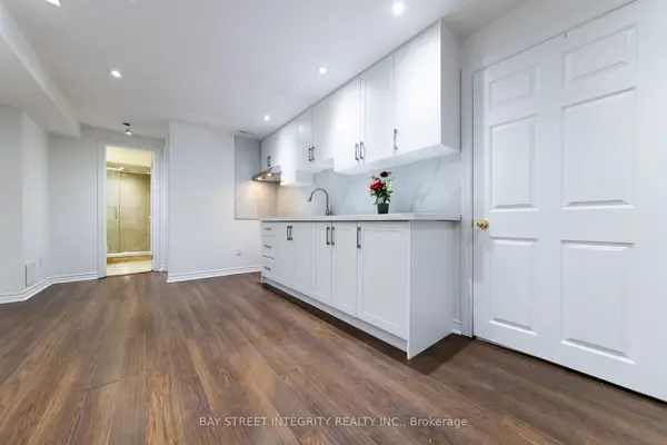 Mississauga, ON L5M 7E4,5657 Raleigh ST #(BSMT)