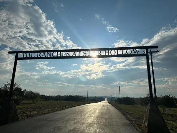 520 Hollow Drive, Lipan, TX 76433