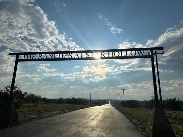 514 Hollow Drive, Lipan, TX 76433