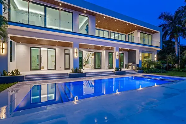 2405 Castilla Isle, Fort Lauderdale, FL 33301