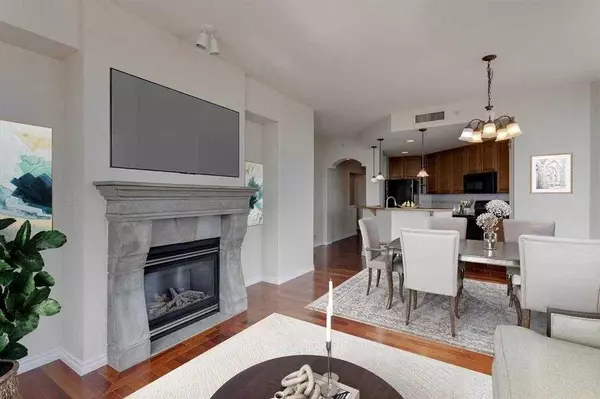 Calgary, AB T2N 4Y7,1718 14 AVE NW #809