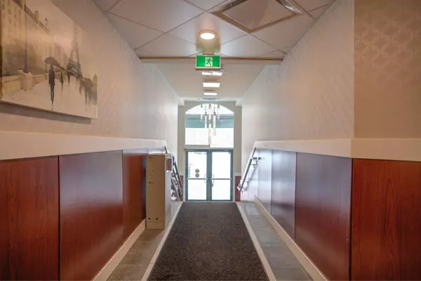 Calgary, AB T2G 2G3,201 1 ST SE #N/A