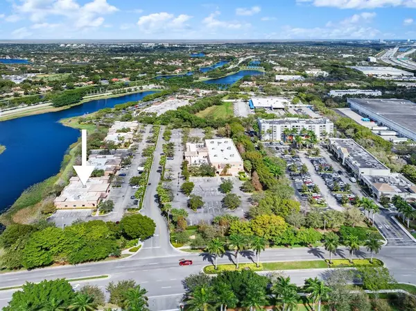 Weston, FL 33326,2233 N Commerce Pkwy