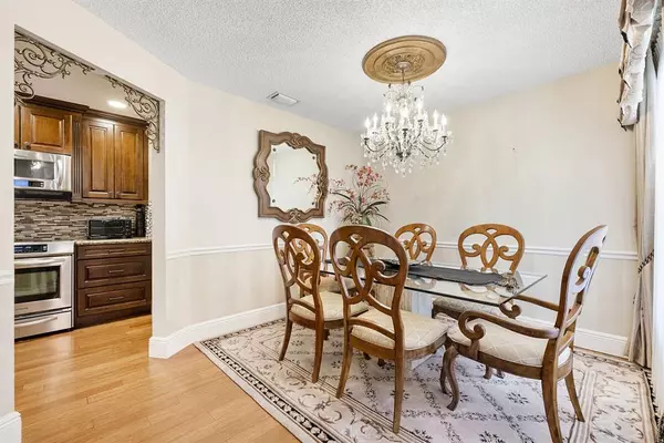 Coral Springs, FL 33071,10841 Cypress Glen Dr #10841