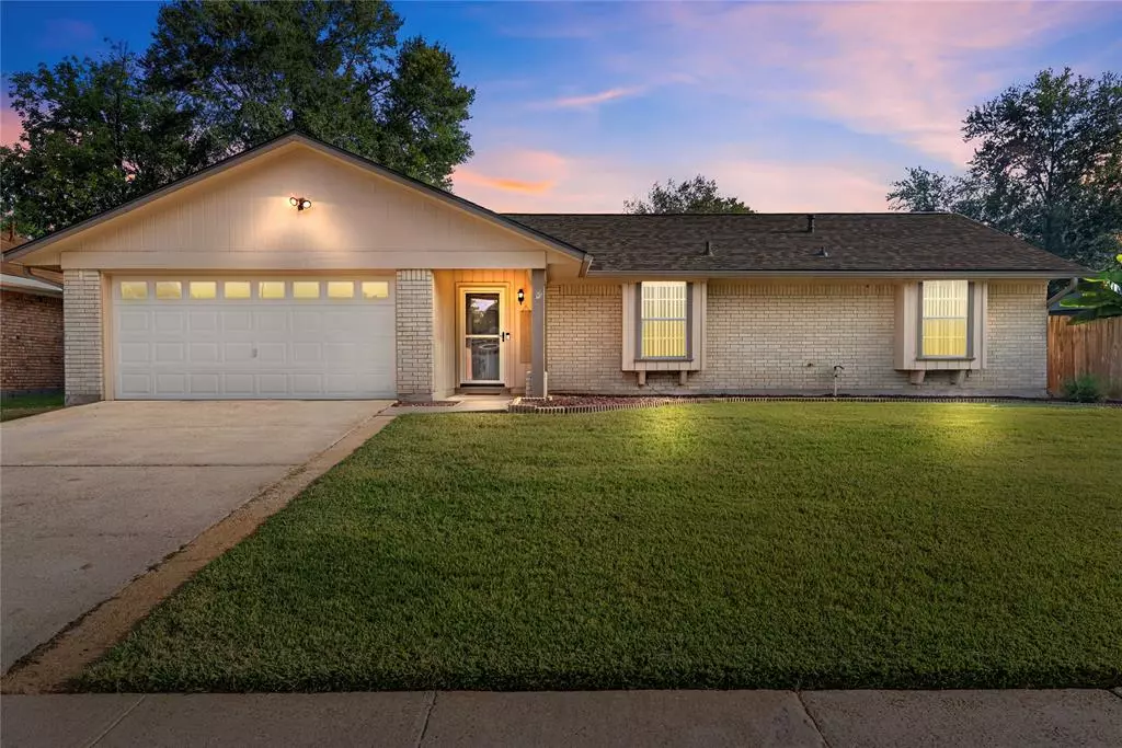 Bossier City, LA 71112,5302 Iris Circle