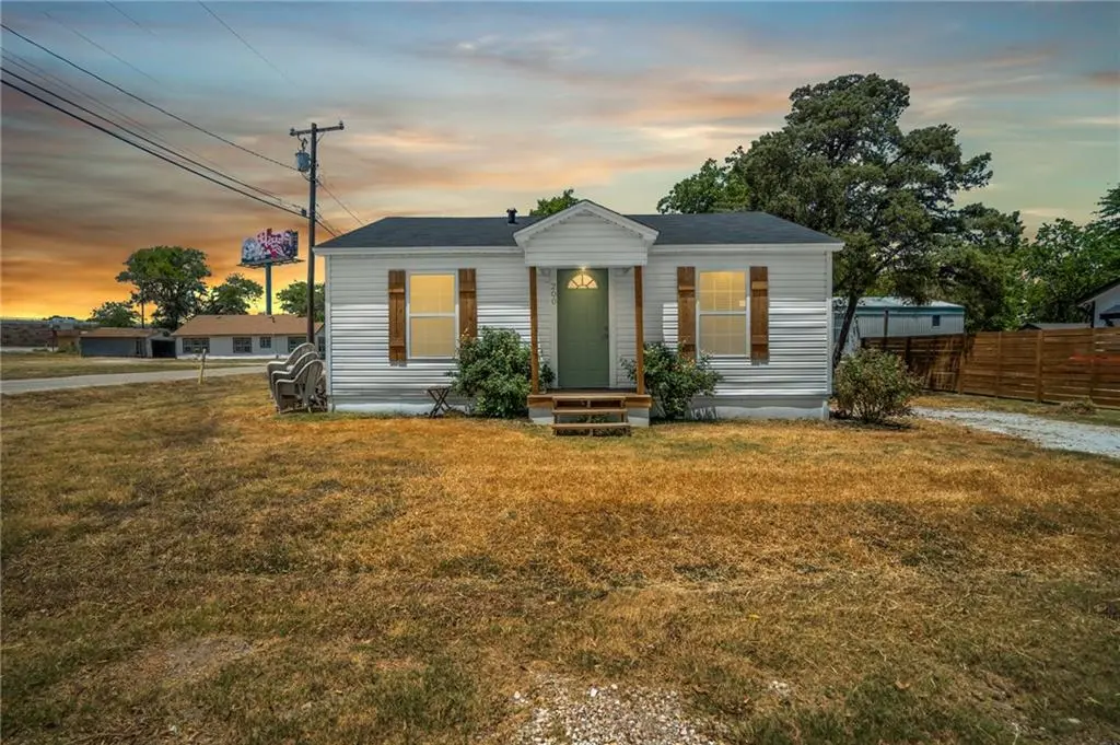 Elm Mott, TX 76640,200 E Long Street