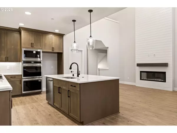 Camas, WA 98607,4715 NW CAMAS MEADOWS DR