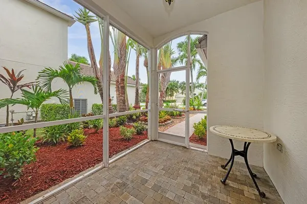 Royal Palm Beach, FL 33414,106 Newberry Ln