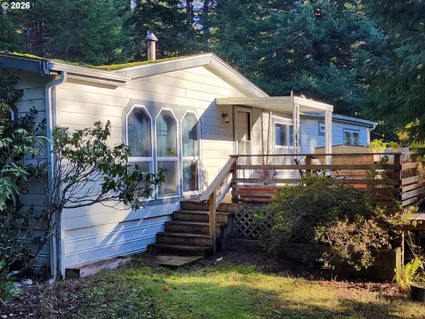 93595 CHINA MOUNTAIN RD, Port Orford, OR 97465