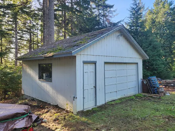 Port Orford, OR 97465,93595 CHINA MOUNTAIN RD