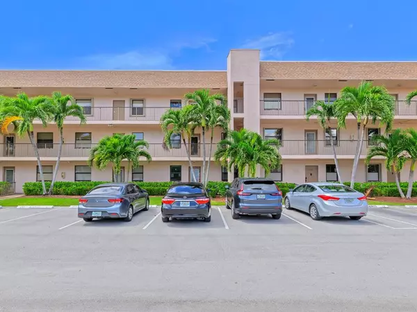 Sunrise, FL 33322,10402 Sunrise Lakes Blvd #312
