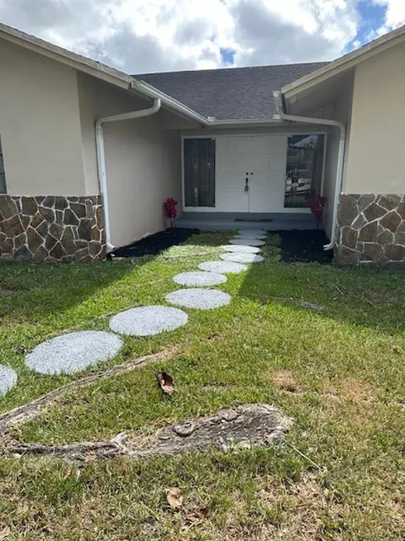 Homestead, FL 33031,16700 SW 277th St