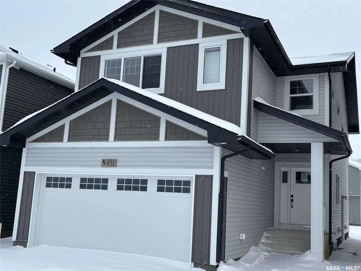 Saskatoon, SK S7V 1V8,951 Traeger MANOR