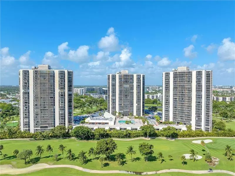 20301 W Country Club Dr #1222, Aventura, FL 33180