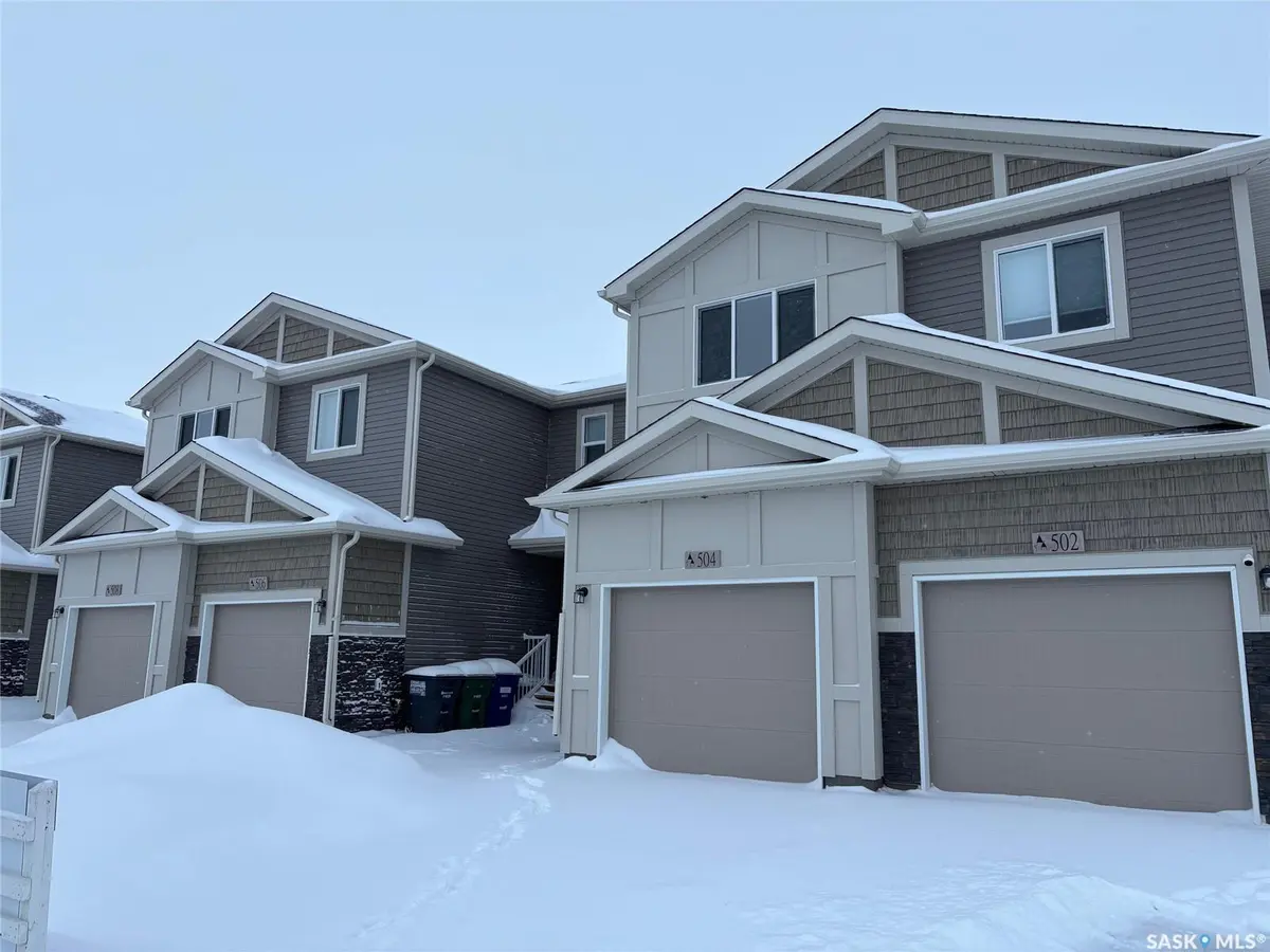 Saskatoon, SK S7W 1H9,504 Myles Heidt MANOR