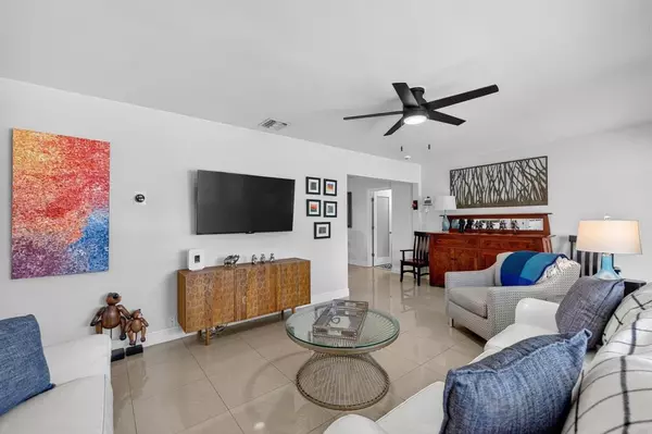 Oakland Park, FL 33309,540 NW 38th St