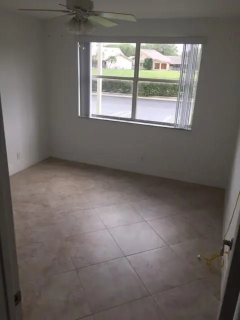 Coral Springs, FL 33067,8761 Wiles Rd #103