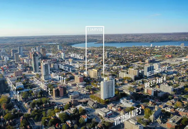 Hamilton, ON L8R 3J2,1 Jarvis ST #320