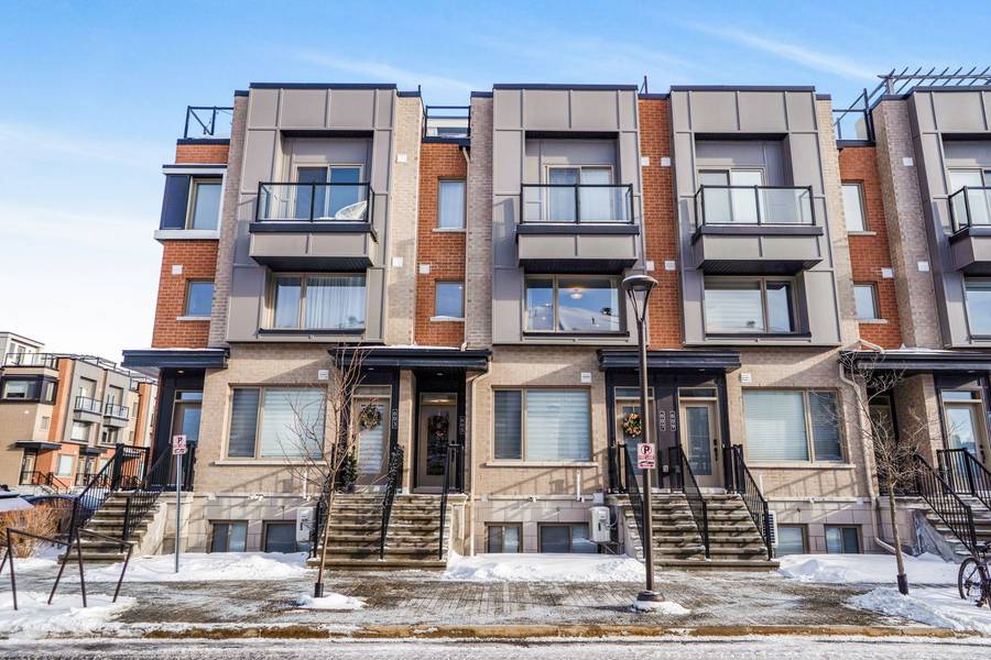 605 Makwa Private, Manor Park - Cardinal Glen And Area, ON K1K 5A4