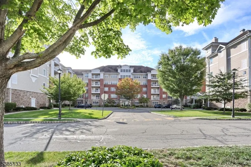 Wanaque Boro, NJ 07465,8415 Warrens Way