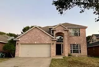 720 Fox Run Trail, Saginaw, TX 76179