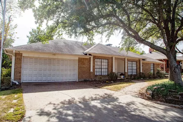 Paris, TX 75460,3320 E Houston Street