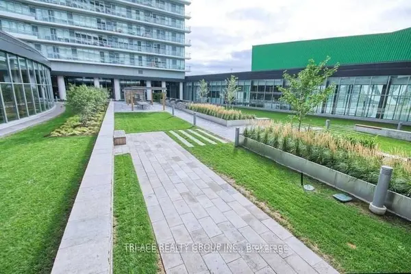 Toronto C15, ON M2K 0E5,113 Mcmahon DR #Th02