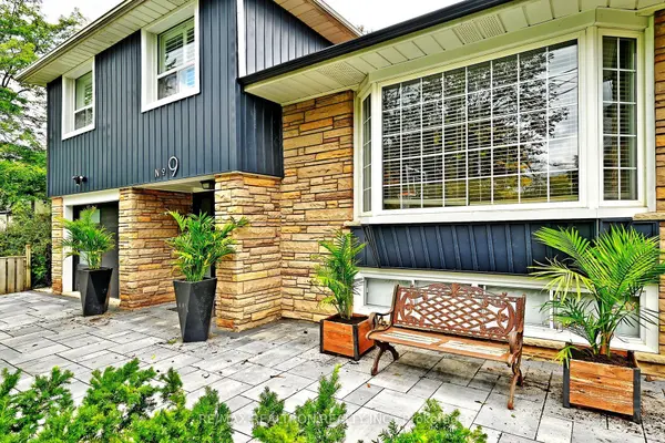 Toronto C13, ON M3A 3L5,9 Karen RD