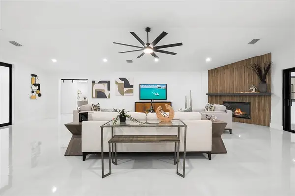 Coral Springs, FL 33065,3820 NW 101st Dr