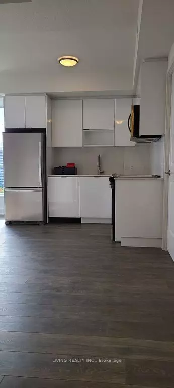 Mississauga, ON L5A 0B2,202 Burnhamthorpe RD E #1302W