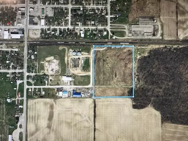 Warwick, ON N0M 2S0,614 Bond ST