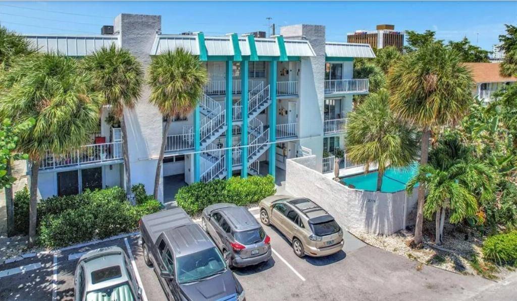 2715 NE 49th St #205, Fort Lauderdale, FL 33308
