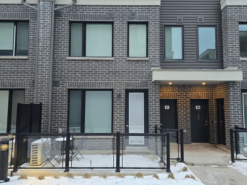 3476 Widdicombe WAY #18, Mississauga, ON L5L 0B8