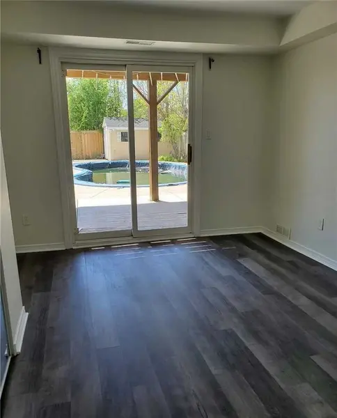 42 Rotherglen CT #Lower, Brampton, ON L6X 2S1