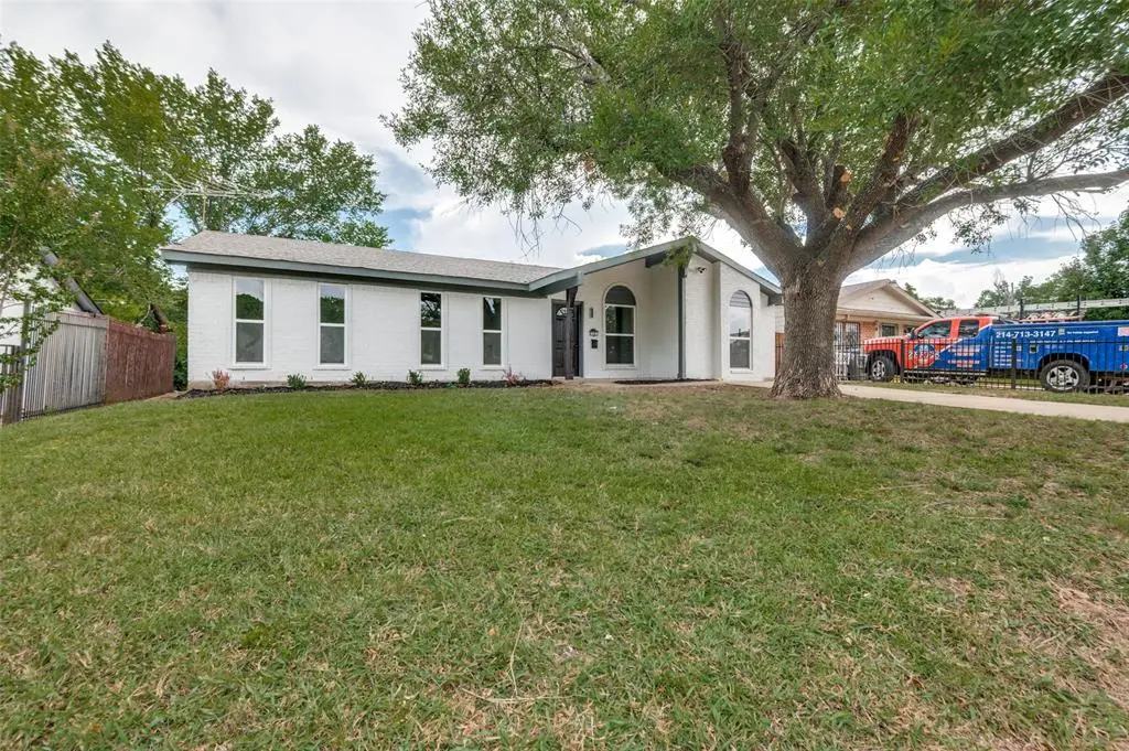 Dallas, TX 75211,746 Bimebella Lane