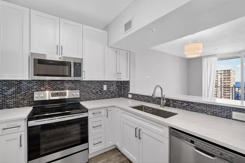 Fort Lauderdale, FL 33308,3020 NE 32nd Ave #1207