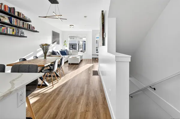 Colwood, BC V9C 0R9,255 Caspian Dr #21