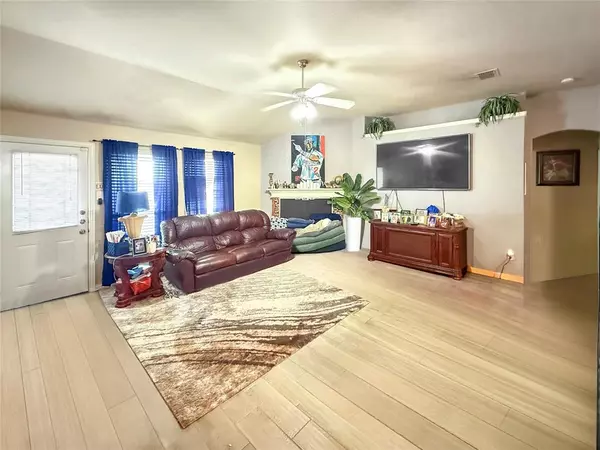 Arlington, TX 76002,1602 Grey Willow Lane