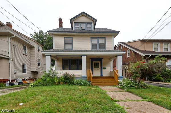 15 Albion St,  Passaic City,  NJ 07055