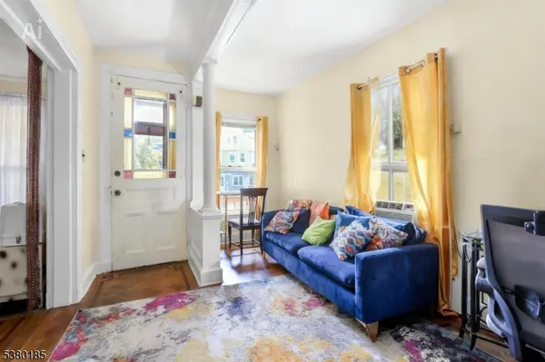 East Orange City, NJ 07017,129 Greenwood Ave