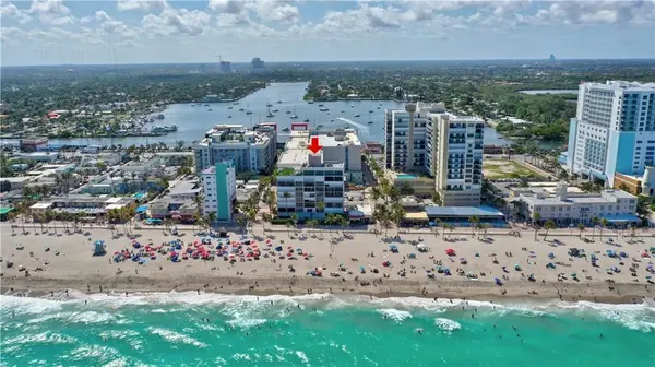 Hollywood, FL 33019,851 N SURF RD #502