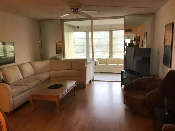 Margate, FL 33063,7301 NW 1st St #206