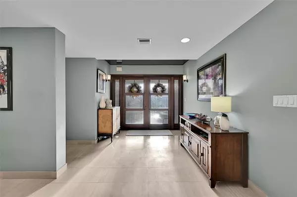 Tamarac, FL 33319,5102 Yellow Pine Ln