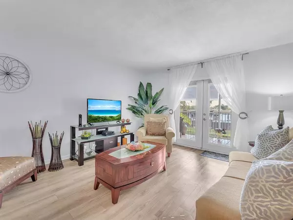 Margate, FL 33063,6770 Royal Palm #205