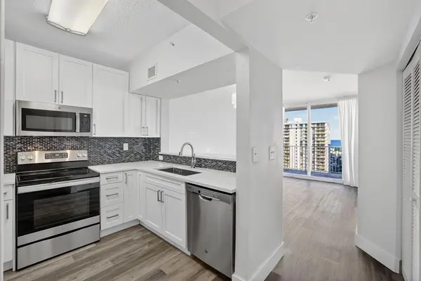 Fort Lauderdale, FL 33308,3020 NE 32nd Ave #1207