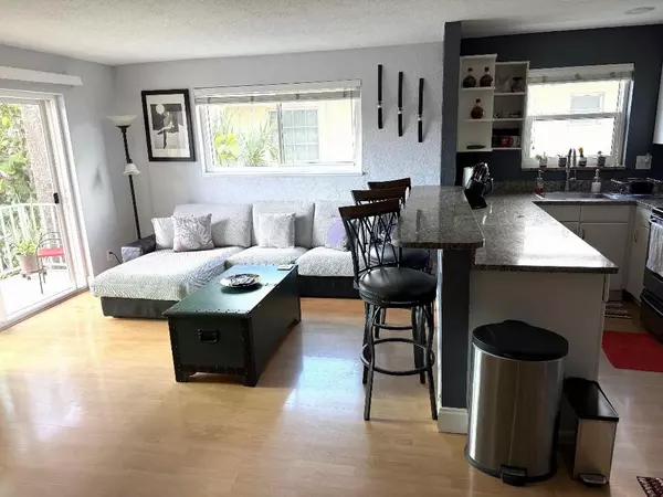 Fort Lauderdale, FL 33308,2715 NE 49th St #205