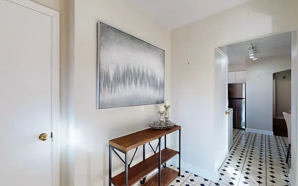 Richmond Hill, ON L4C 1R4,331 Boisdale AVE