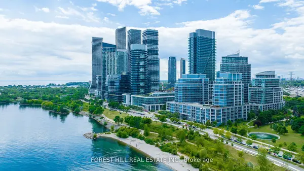 Toronto W06, ON M8V 4G1,58 Marine Parade DR #913