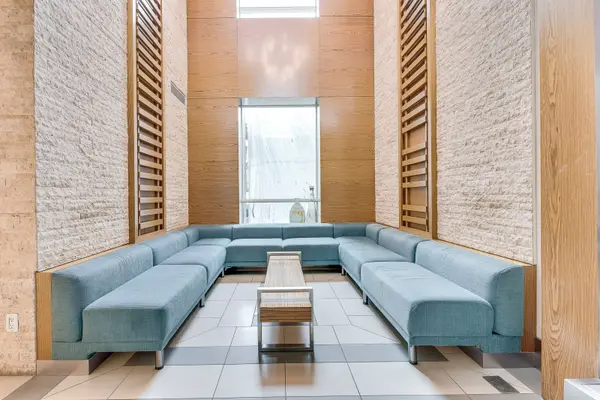 Toronto W06, ON M8Y 0A7,155 Legion RD N #1414